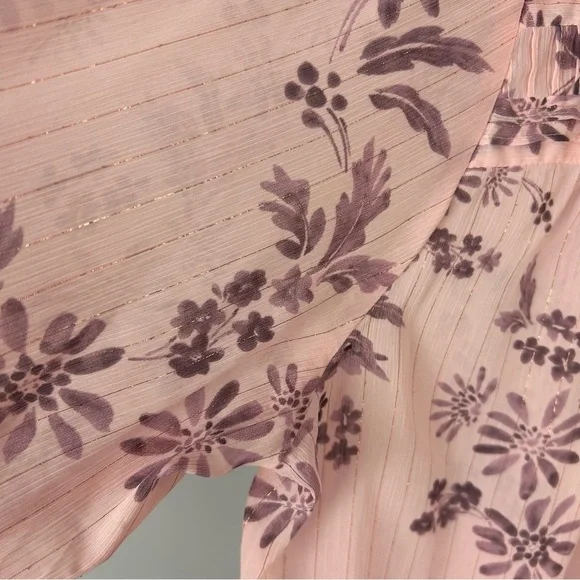 Torrid Crinkle Chiffon Pink Peasant Lurex Sheered Long Sleeve Blouse Size 1 - Picture 5 of 11